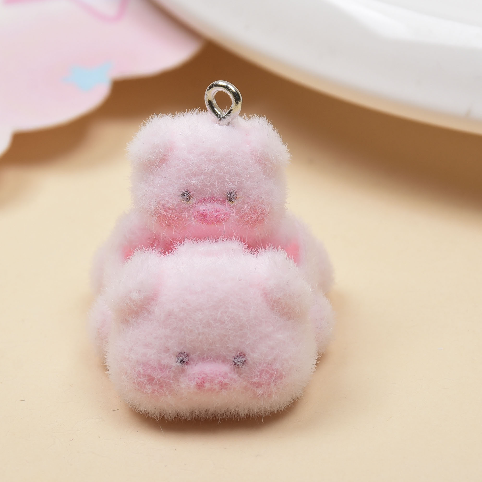5個入り フロッキーカートゥーンピッグカーチャーム 3D樹脂 - Phone Accessories Chain のレビューと価格